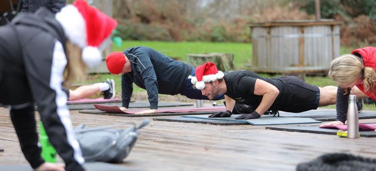 Christmas fitness tips: how to keep your clients motivated during the holidays